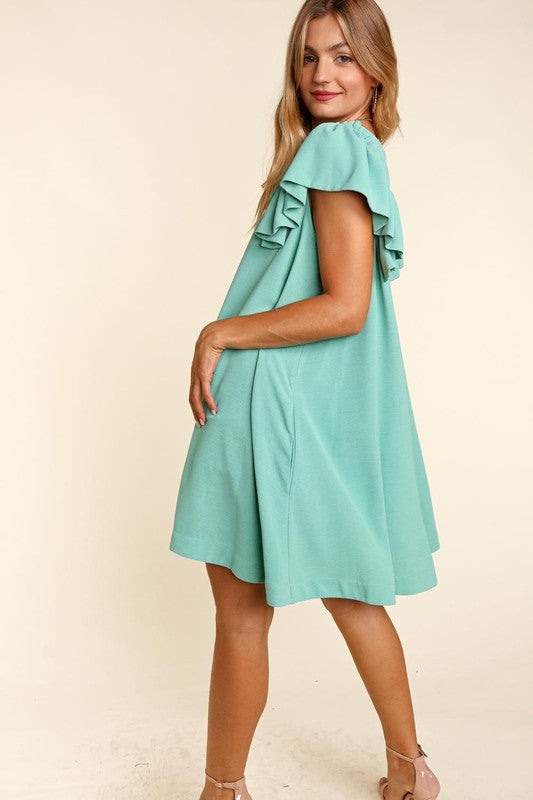 SOLID WOVEN DRESS WITH SIDE POCKETS