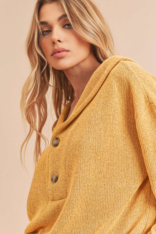 Hanna Button Pullover