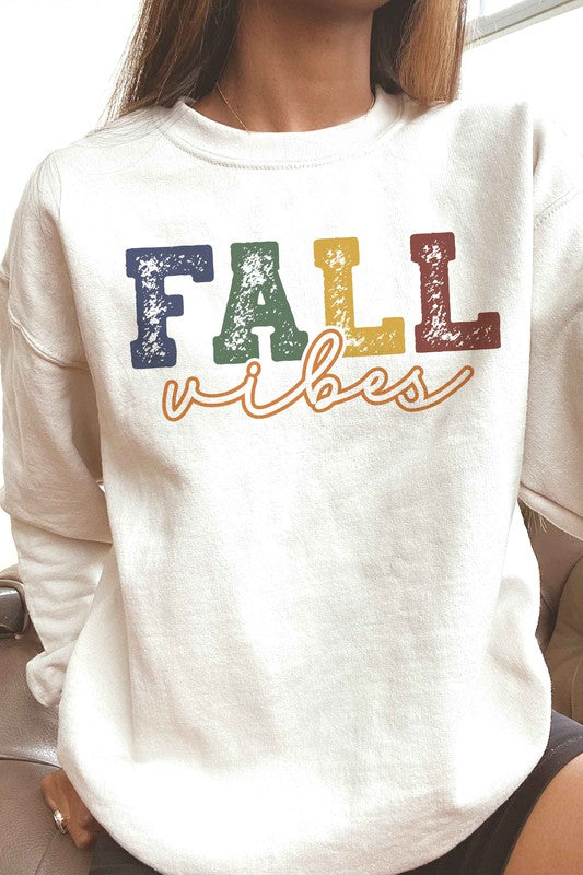 FALL VIBES GRAPHIC SWEATSHIRT