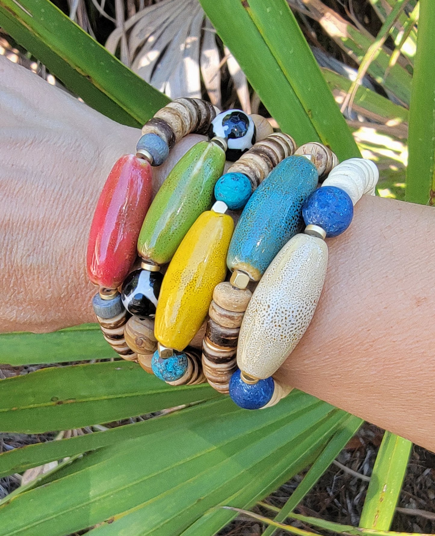 Coral Ceramic and Coconut Shell Bead Bracelet