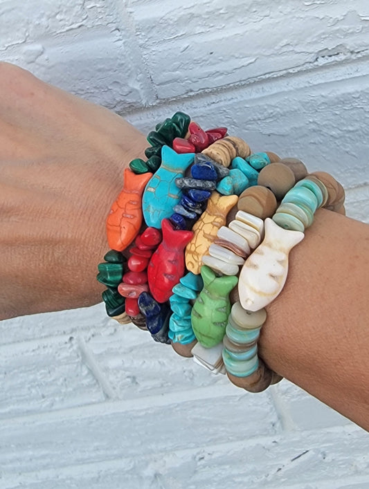 Handmade Stone Fish Bracelet (six colors)