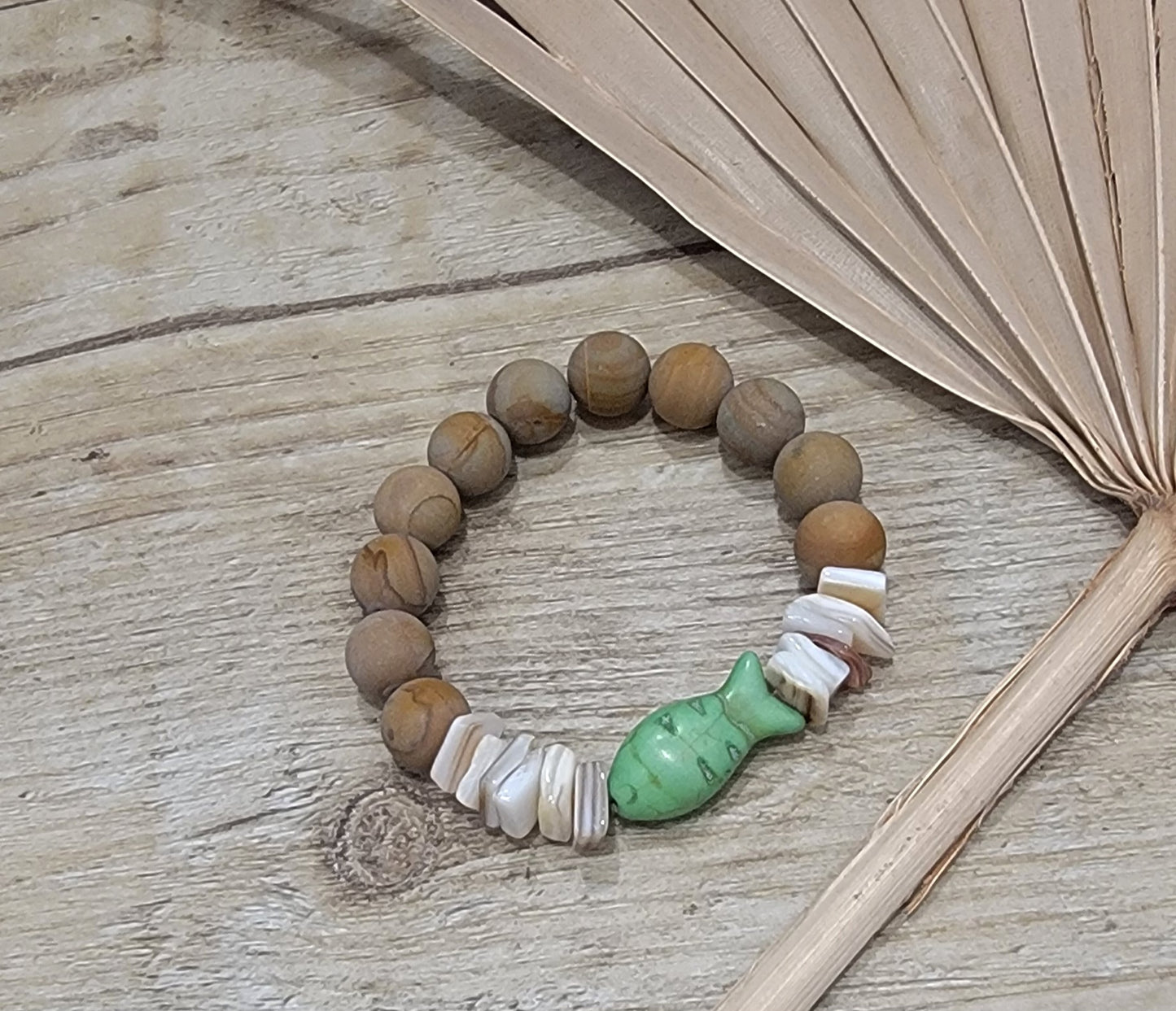 Handmade Stone Fish Bracelet (six colors)