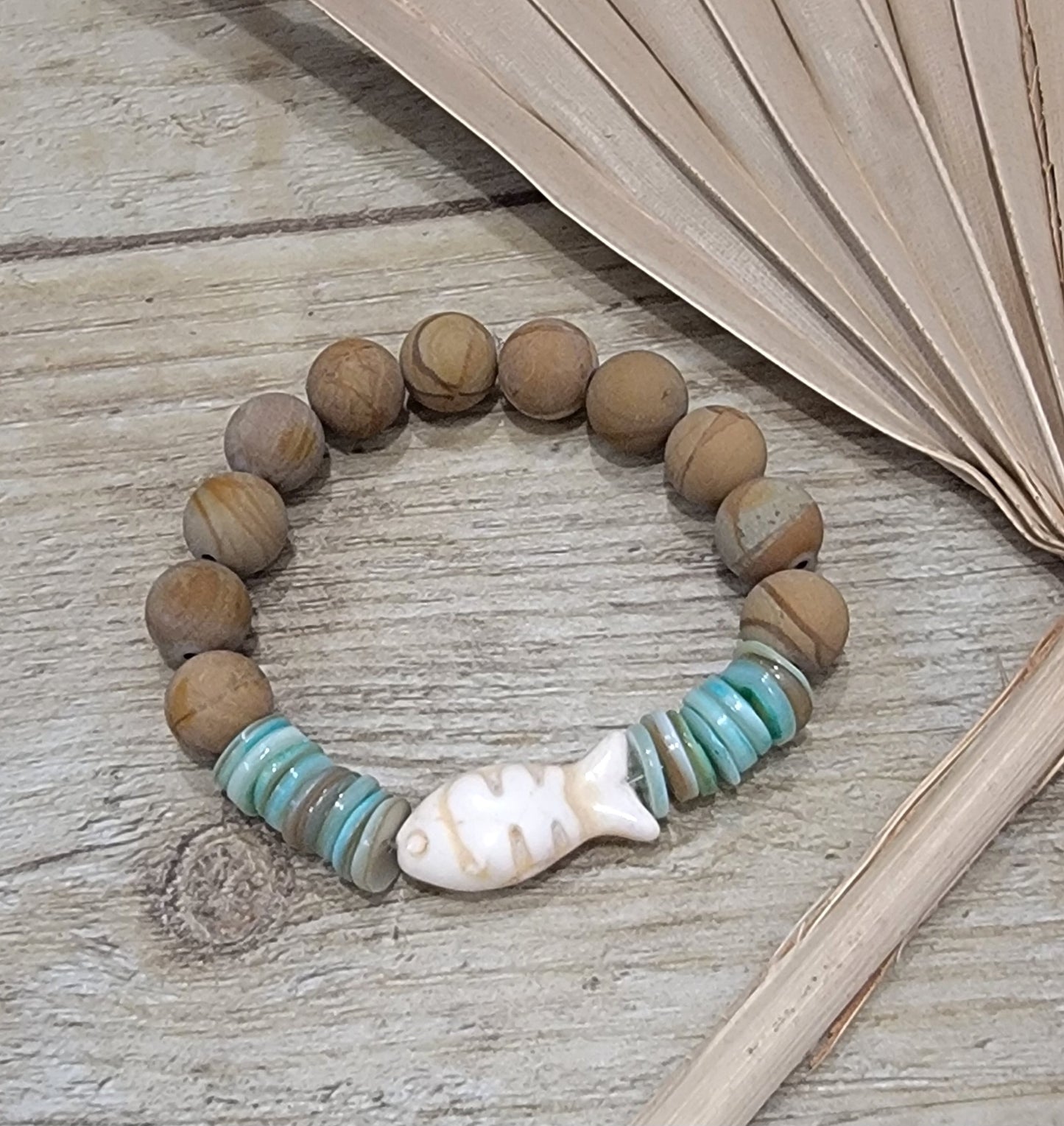 Handmade Stone Fish Bracelet (six colors)