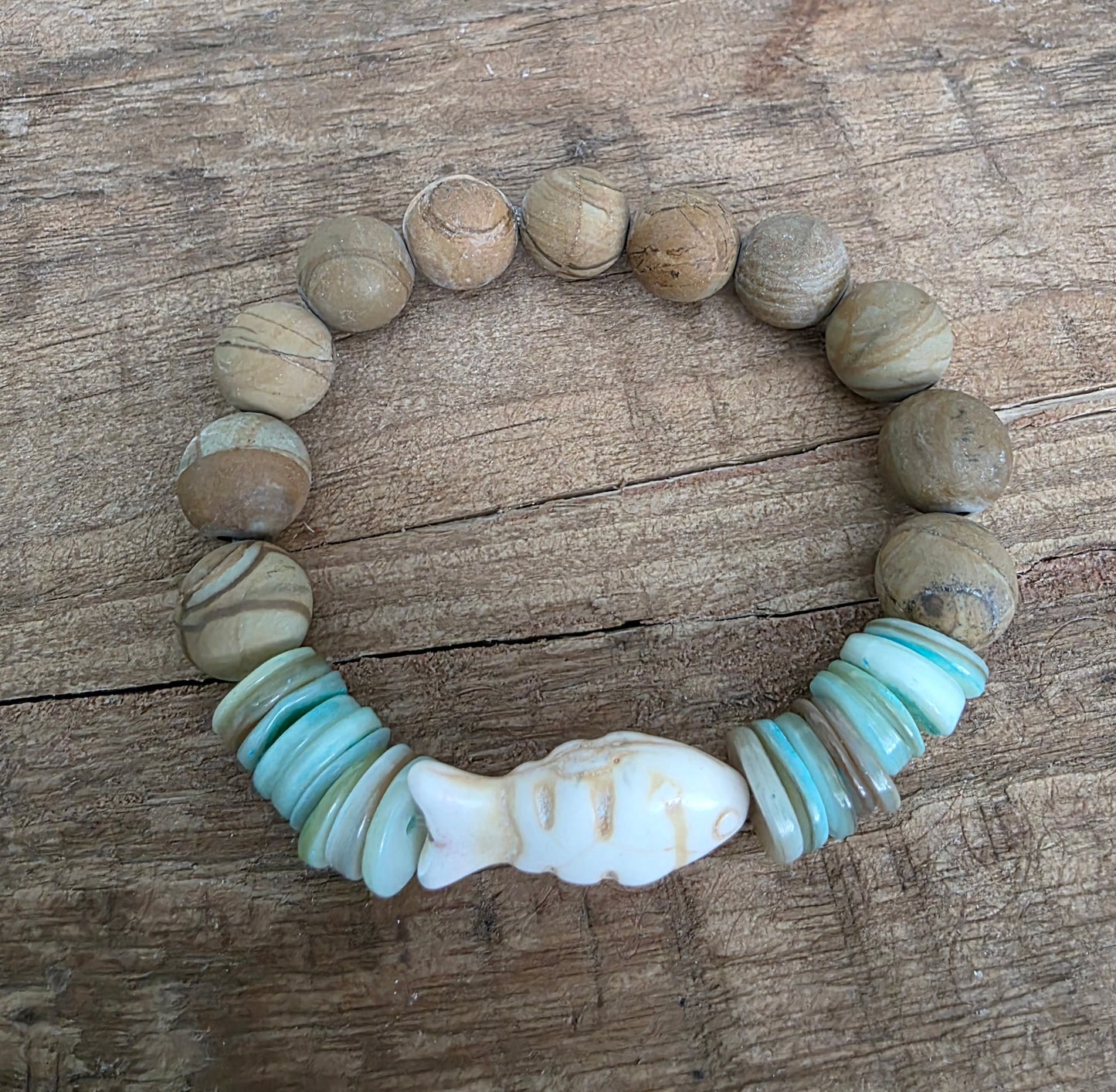 Handmade Stone Fish Bracelet (six colors)