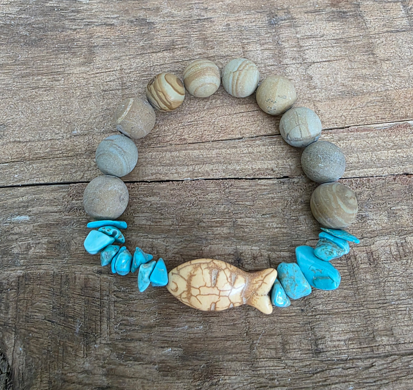 Handmade Stone Fish Bracelet (six colors)
