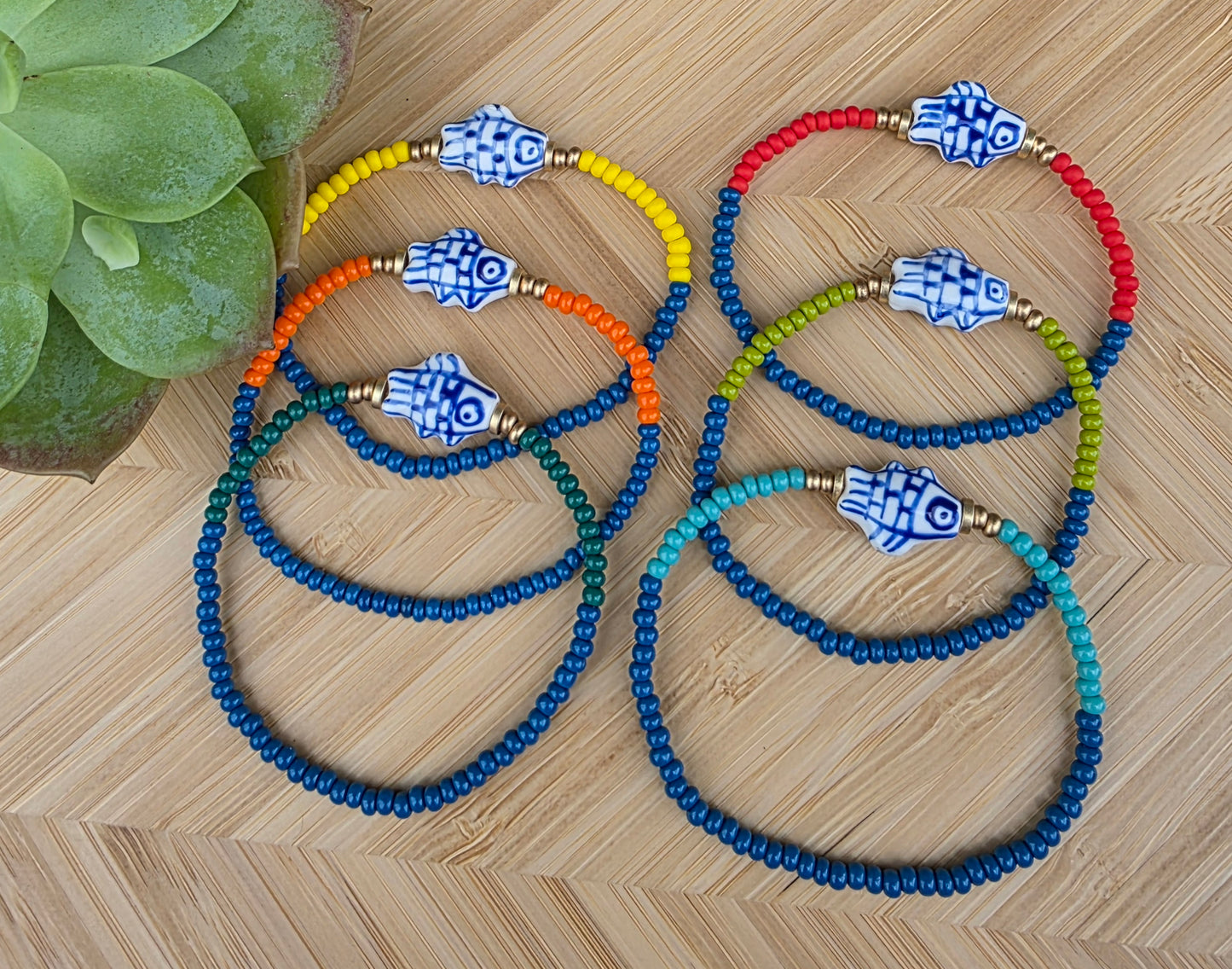 Hand Painted Fish Bead Bracelet (6 Colors)