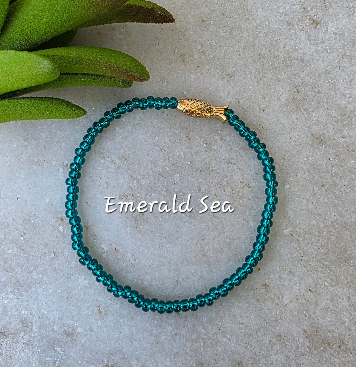 Gold Fish Seed Bead Bracelet (5 colors)