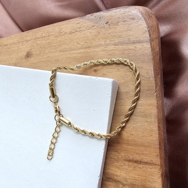 Luxe Golden Rope Bracelet