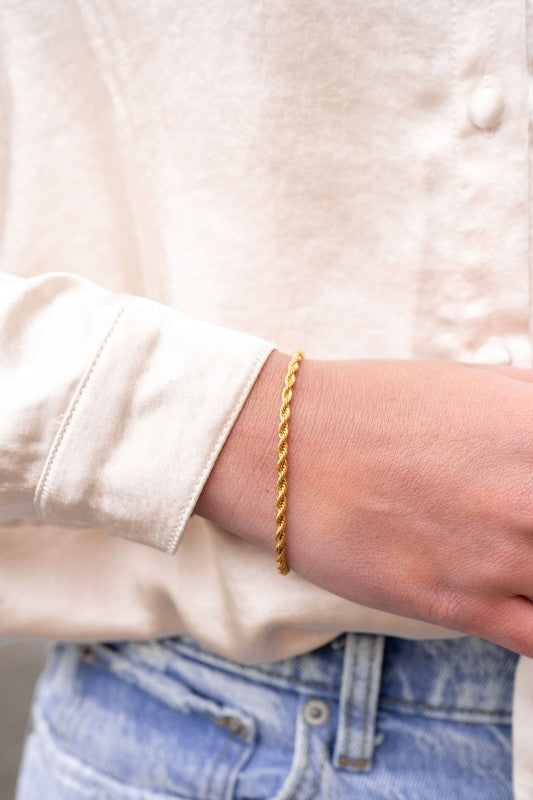 Luxe Golden Rope Bracelet