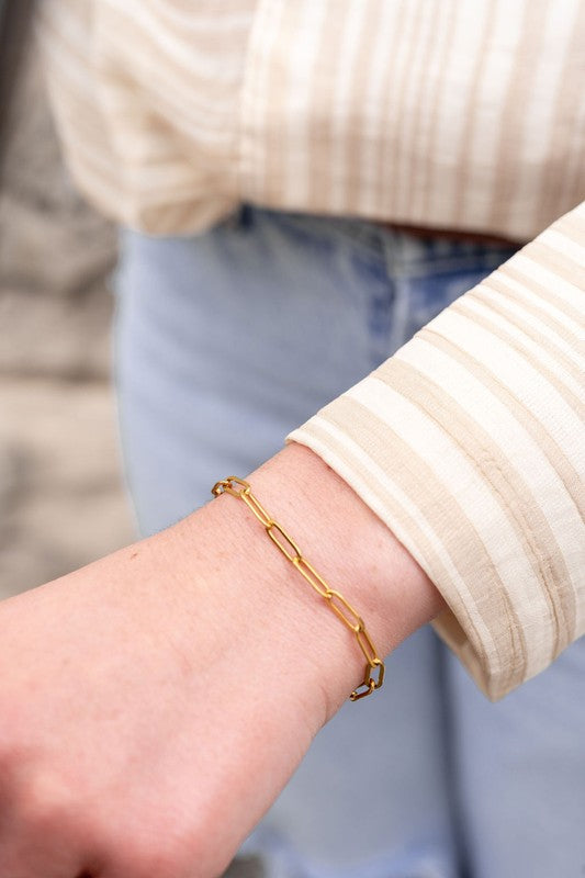 Luxe Golden Paperclip Bracelet