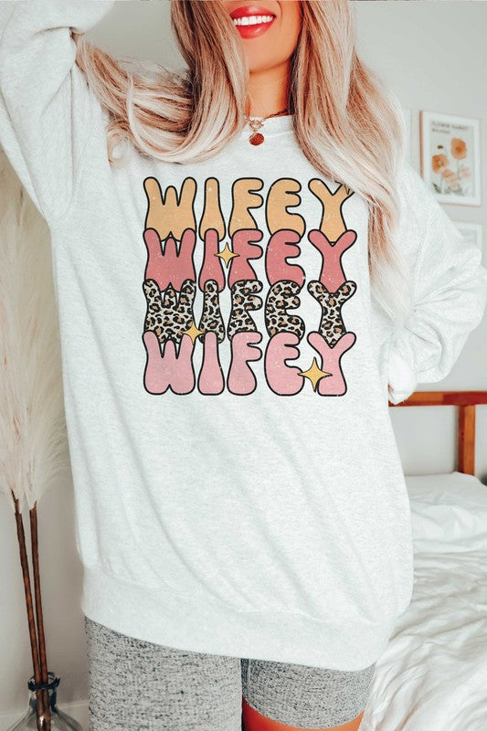 LEOPARD WIFEY Graphic Sweatshirt