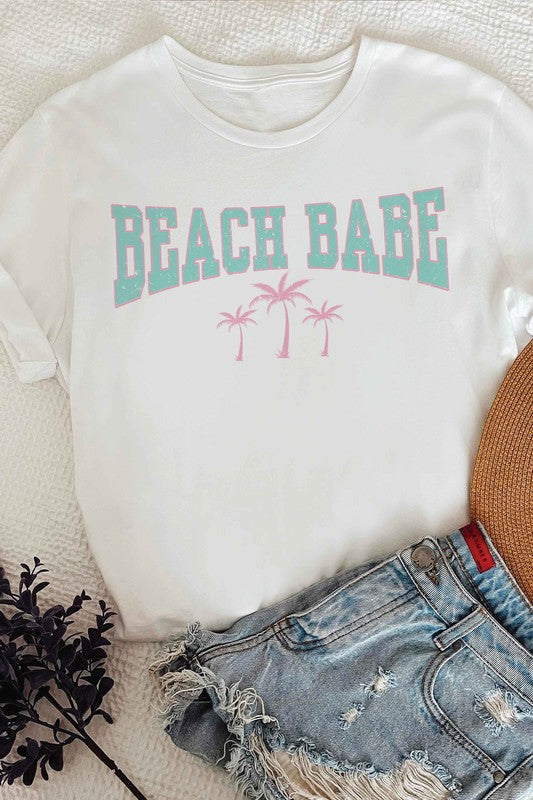 BEACH BABE Graphic Tee