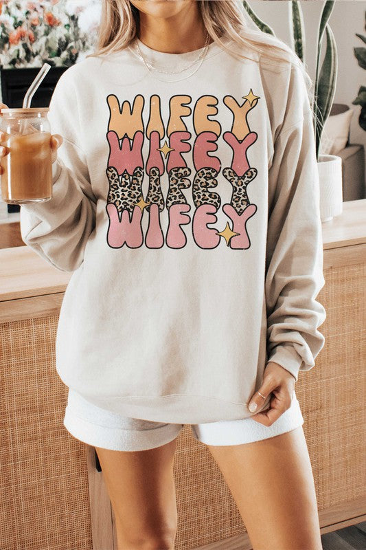 LEOPARD WIFEY Graphic Sweatshirt