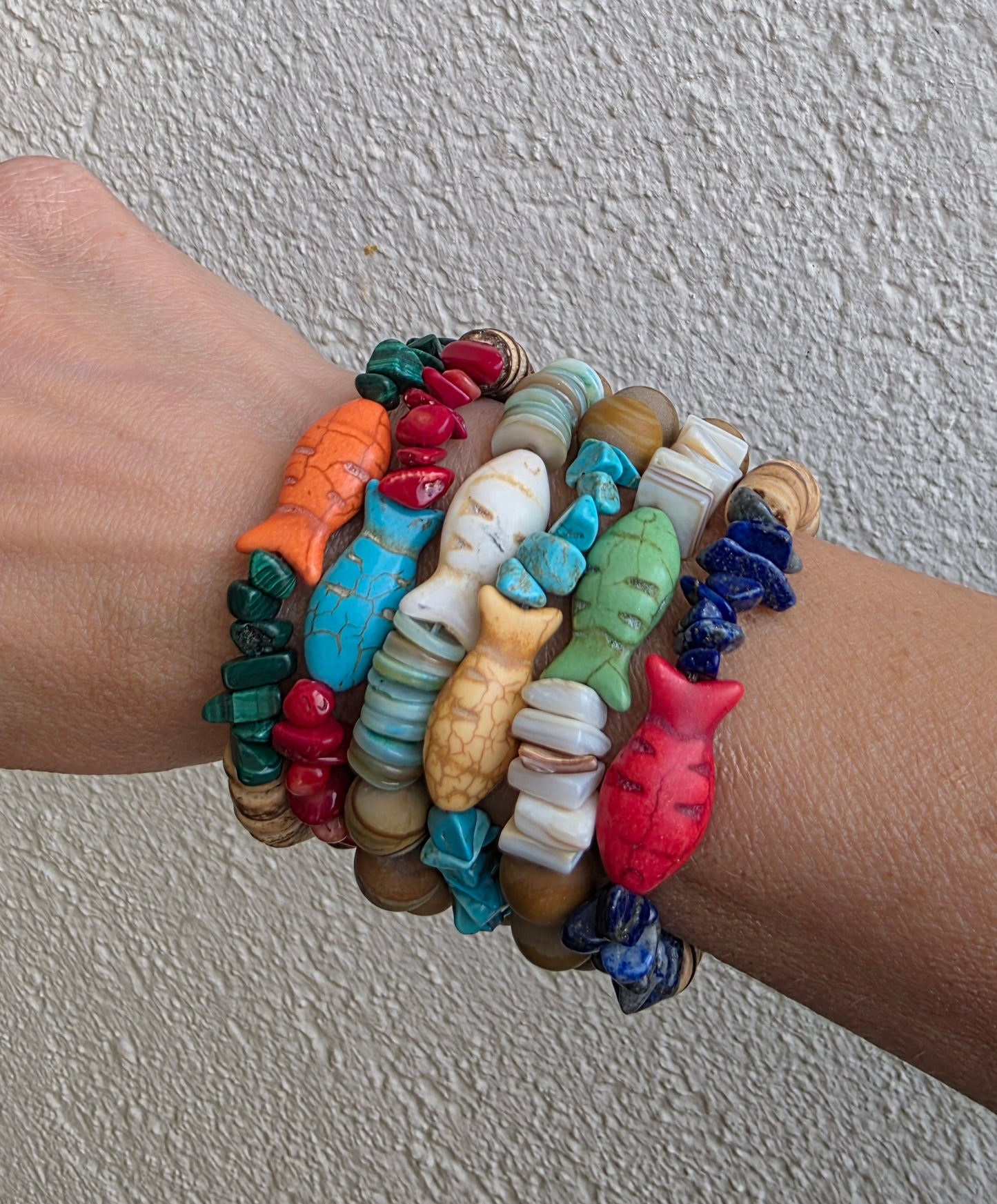 Handmade Stone Fish Bracelet (six colors)